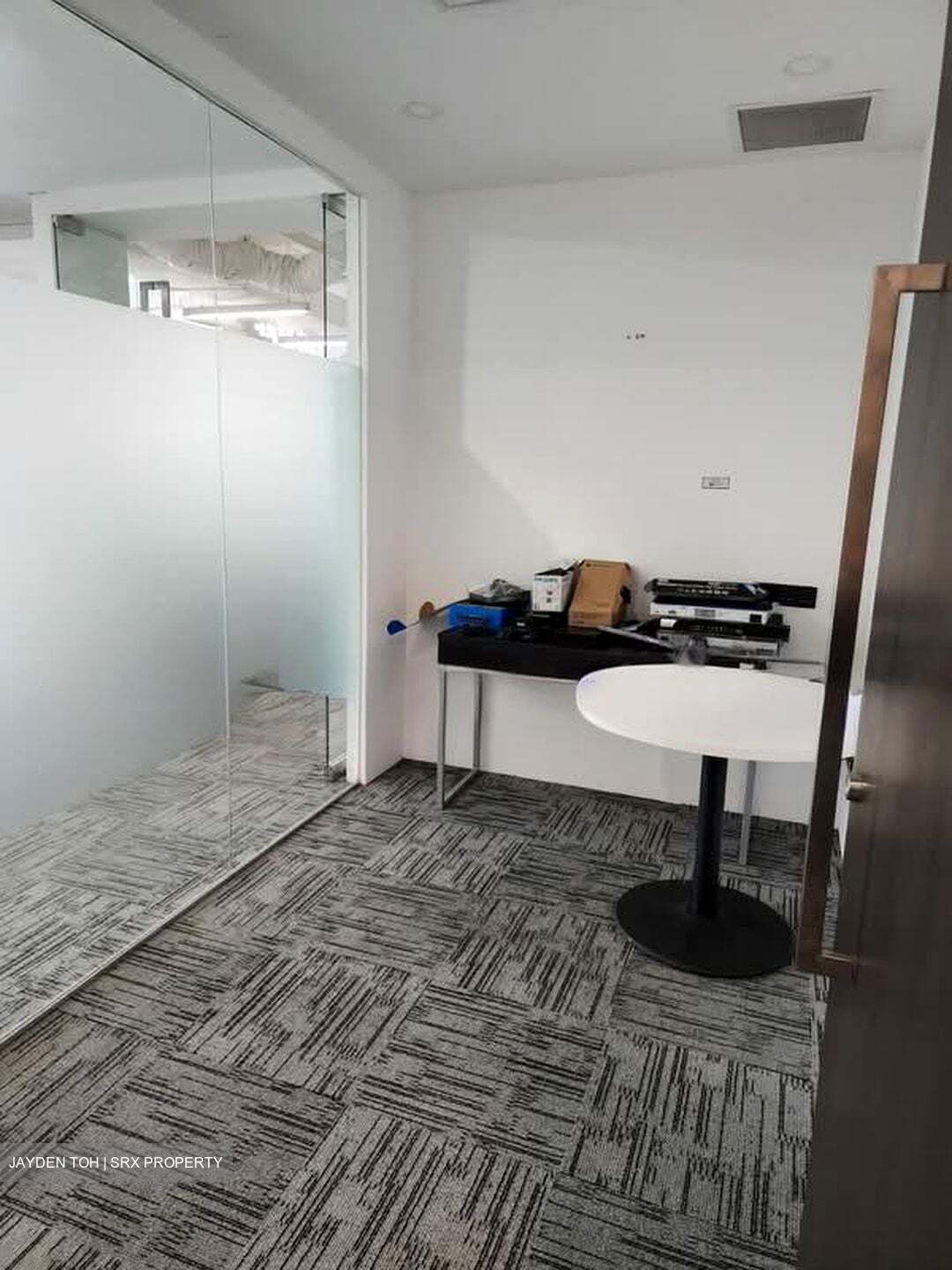 Dapenso Building (D1), Office #541628491